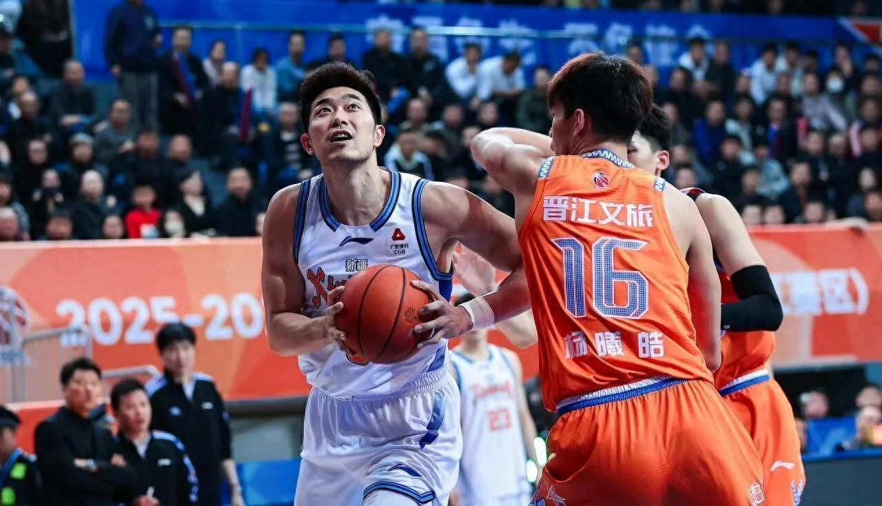 亚洲邀请赛-CBA豪门摆烂！两名主力赛季报销，外援也不换了